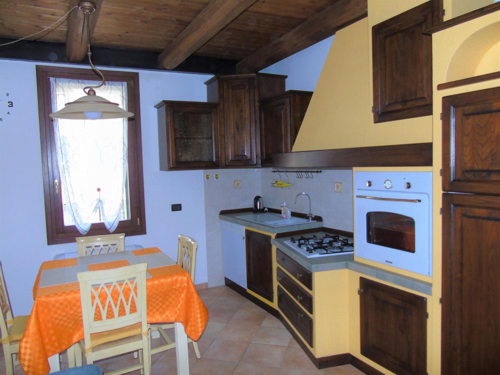 Tasi Apartaments Ченто Екстер'єр фото